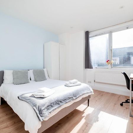 Berwick Street Central Apartments Лондон Екстер'єр фото